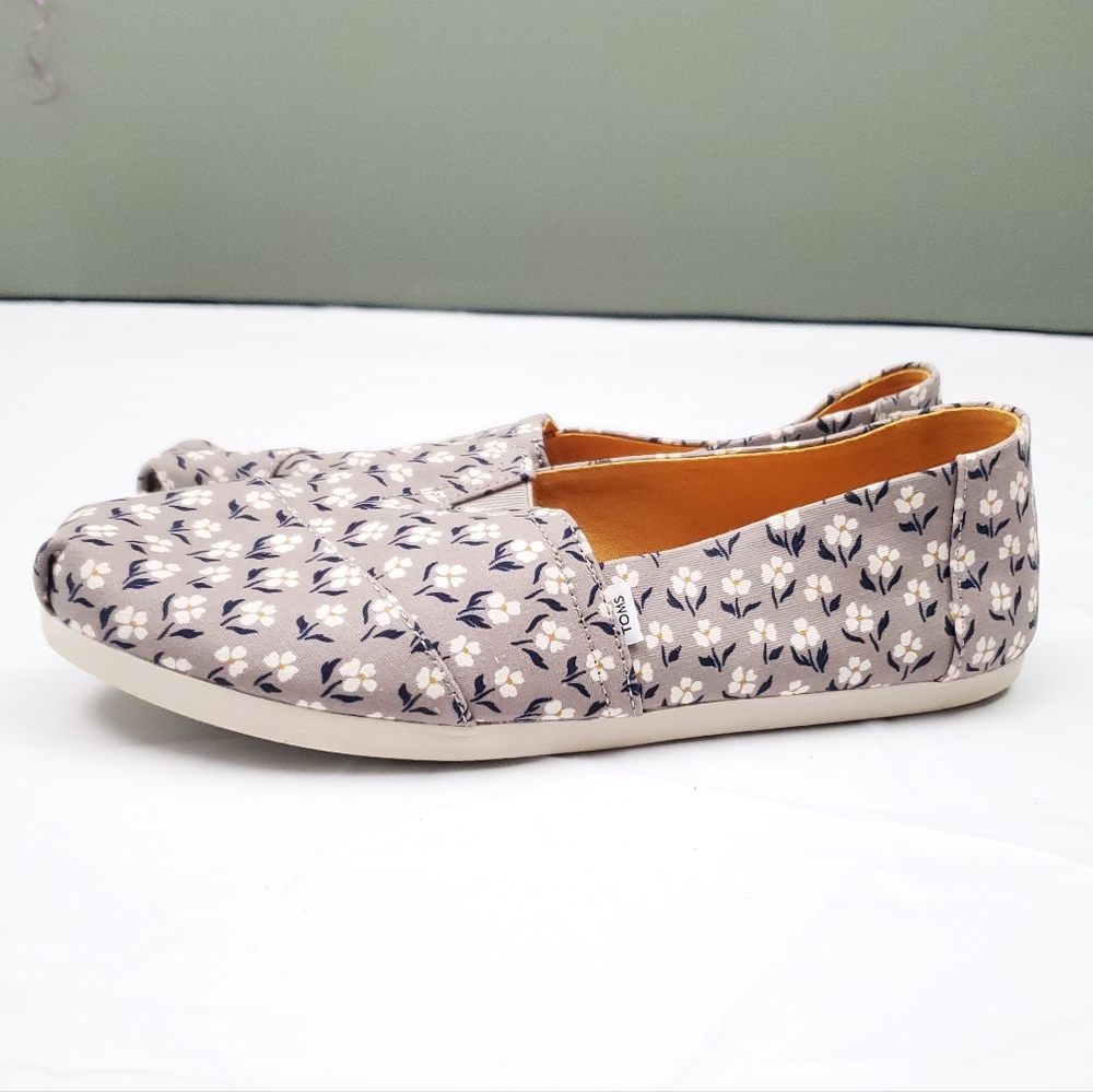 TOMS Women's Alpargata Vintage Gray Daisies Patterned Slip On Flats Size 9 - Picture 6 of 7